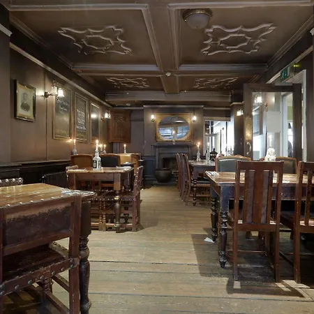 Guy Fawkes Мини-отель