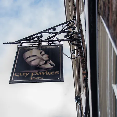 Мини-отель Guy Fawkes
