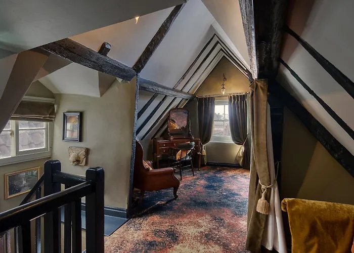 Guy Fawkes 宾馆 4*