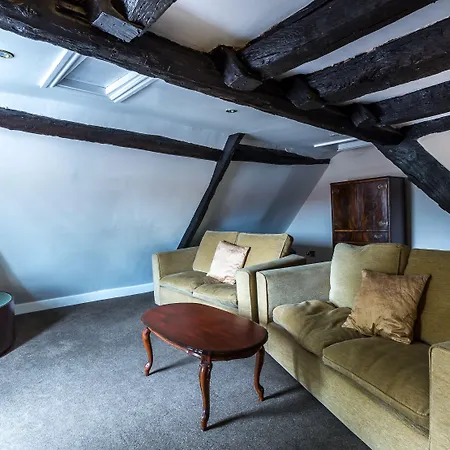 Mini-hôtel Guy Fawkes 4*