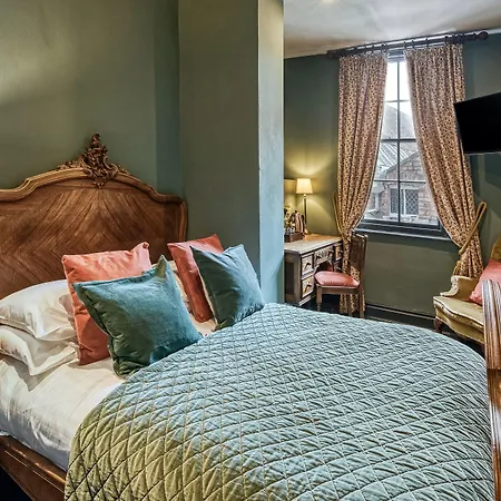 Guy Fawkes Mini-hôtel 4*