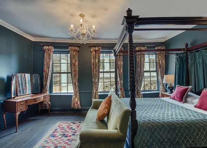 Guy Fawkes 여관 4*