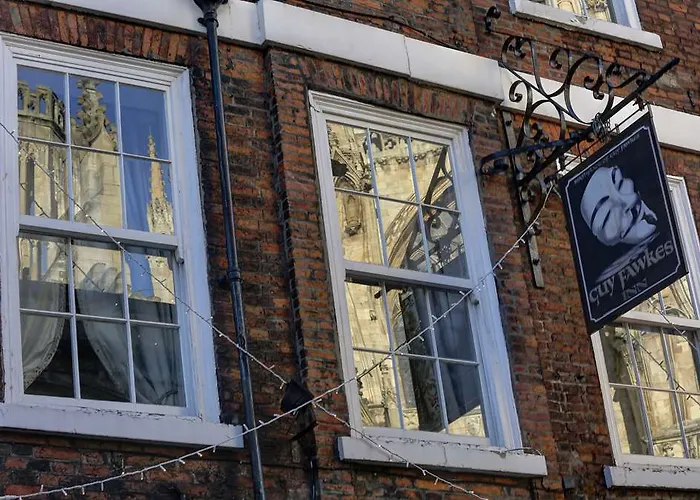 Guy Fawkes 4* 요크