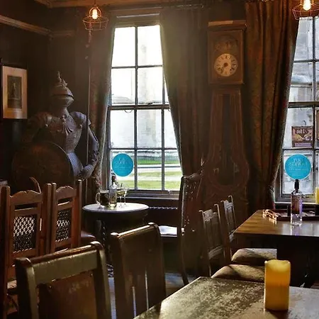 여관 Guy Fawkes 4*