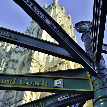 Guy Fawkes 여관 4*