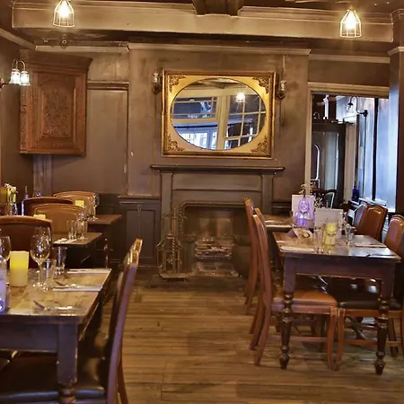 Guy Fawkes Inn, Sure Collection By Western 4*